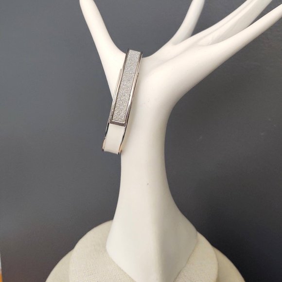 Silver sparkle and creamy white enamel bangle - Picture 2 of 13